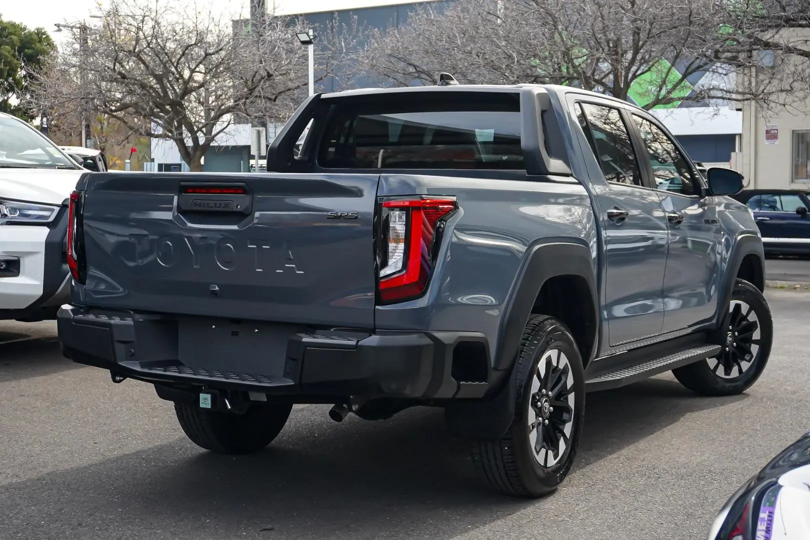 2025 Toyota Hilux Gallery Image 3