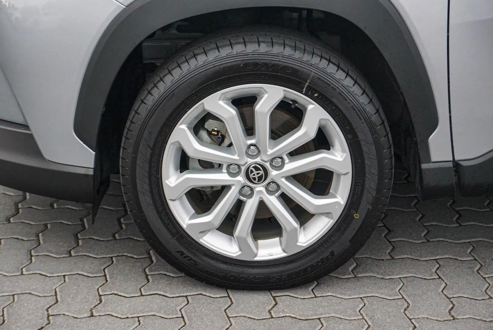 2023 Toyota Corolla Cross Gallery Image 13