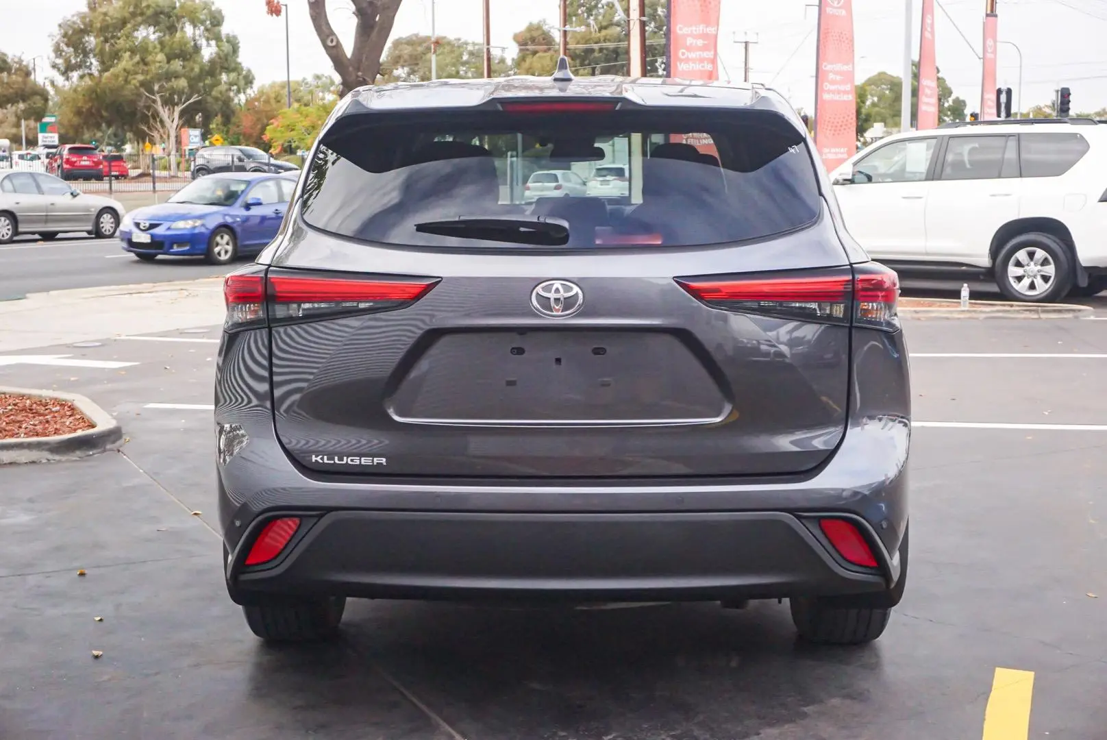 2023 Toyota Kluger Gallery Image 5