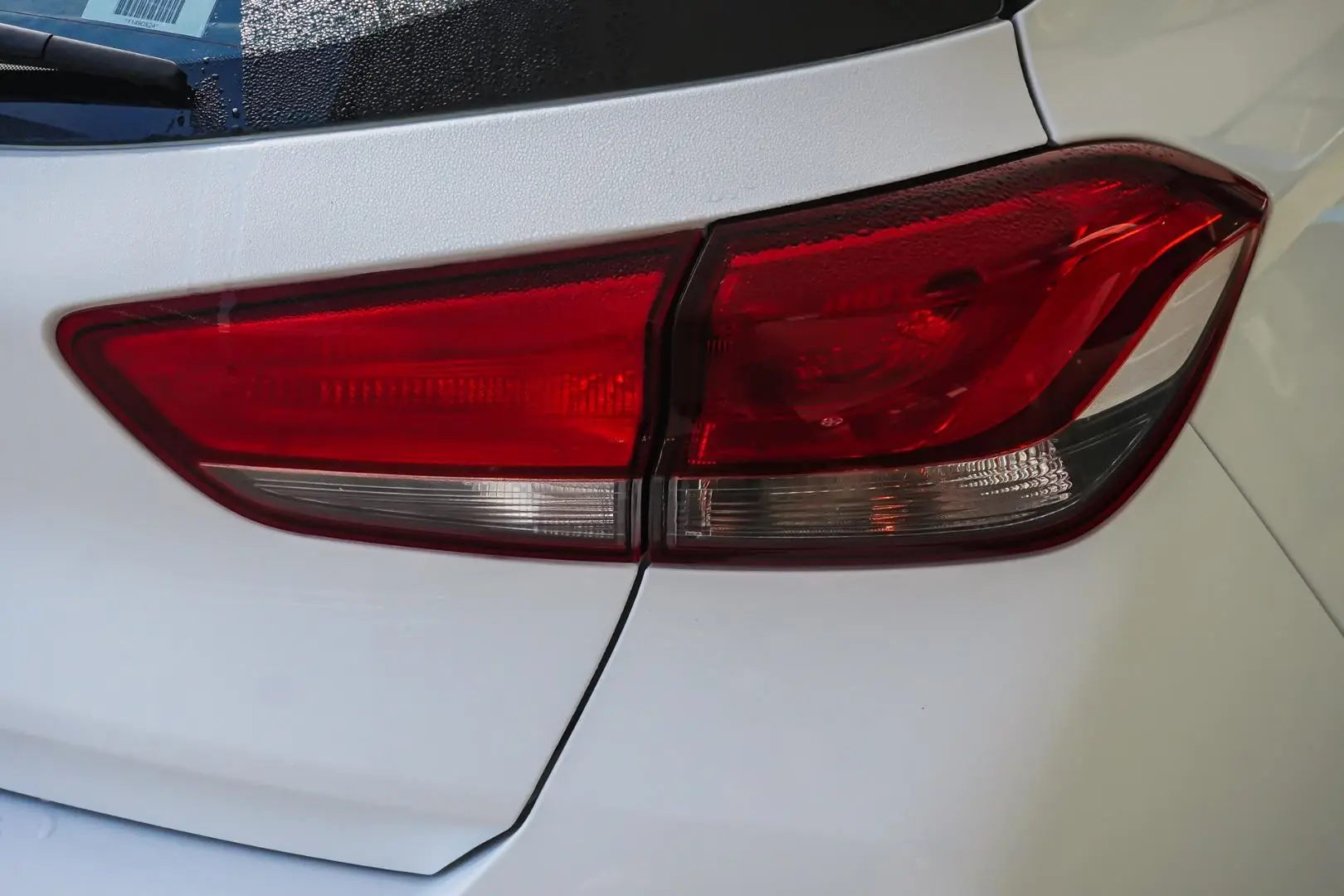2022 Hyundai i30 Gallery Image 14