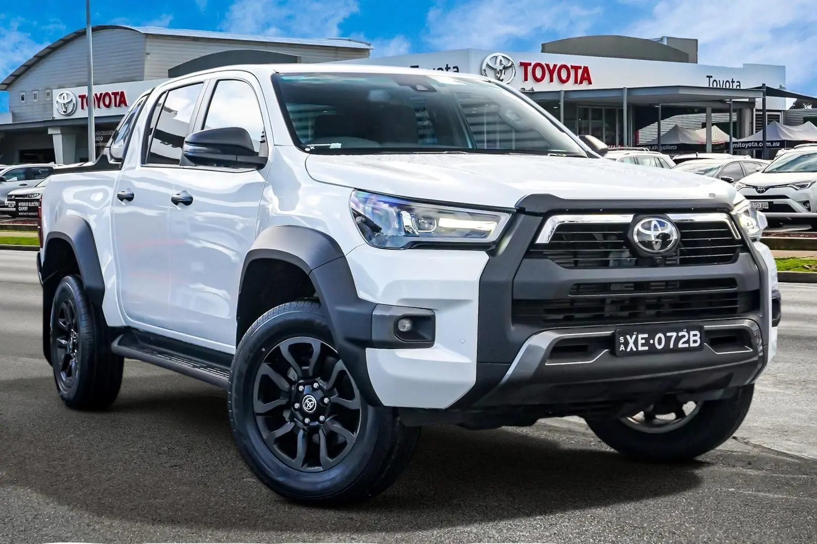 2024 Toyota Hilux Image