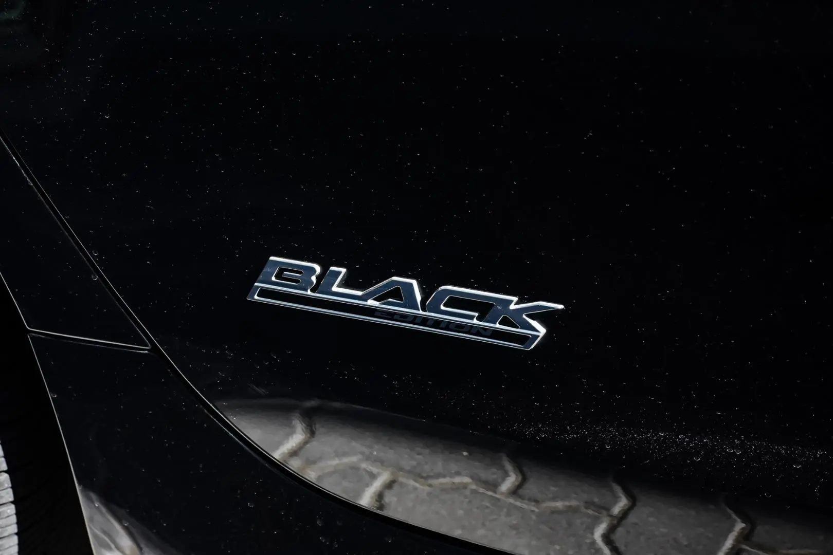 2016 Holden Commodore Gallery Image 20