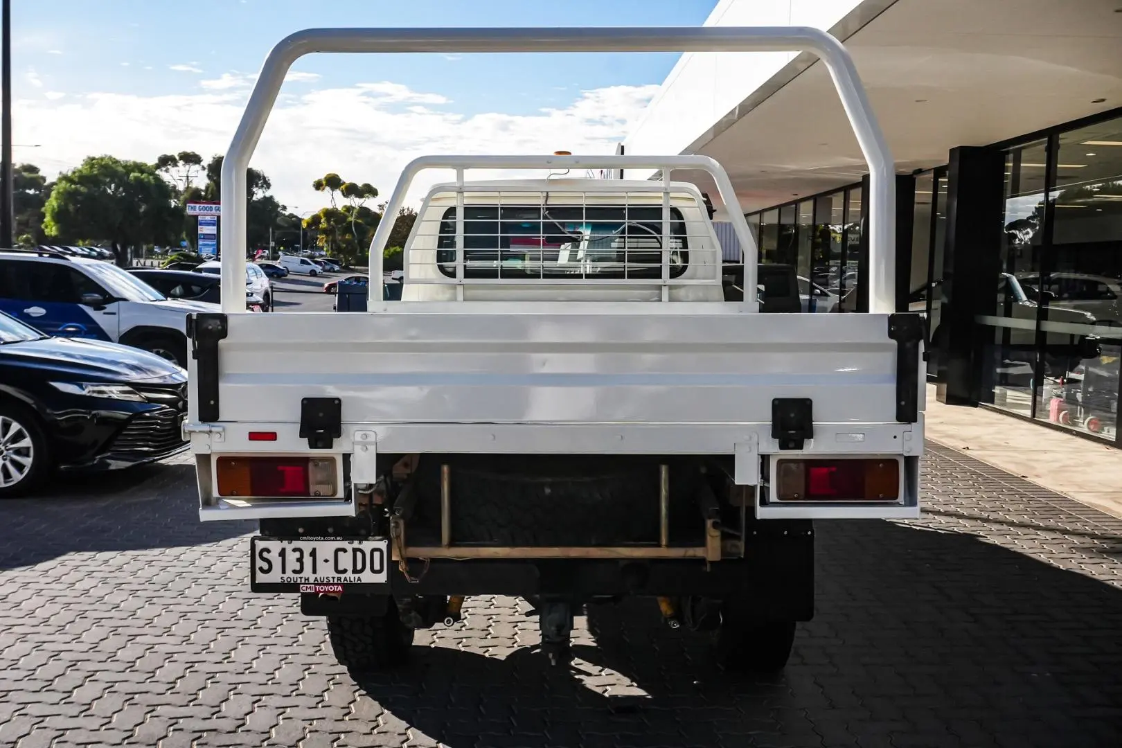 2019 Toyota Landcruiser Gallery Image 6