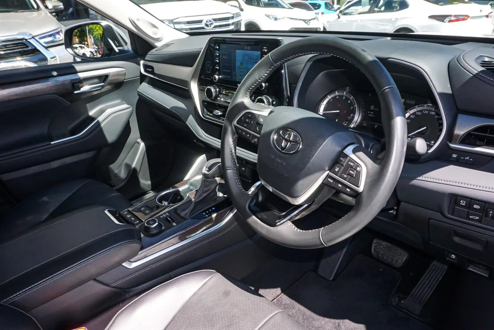 2022 Toyota Kluger Gallery Image 6