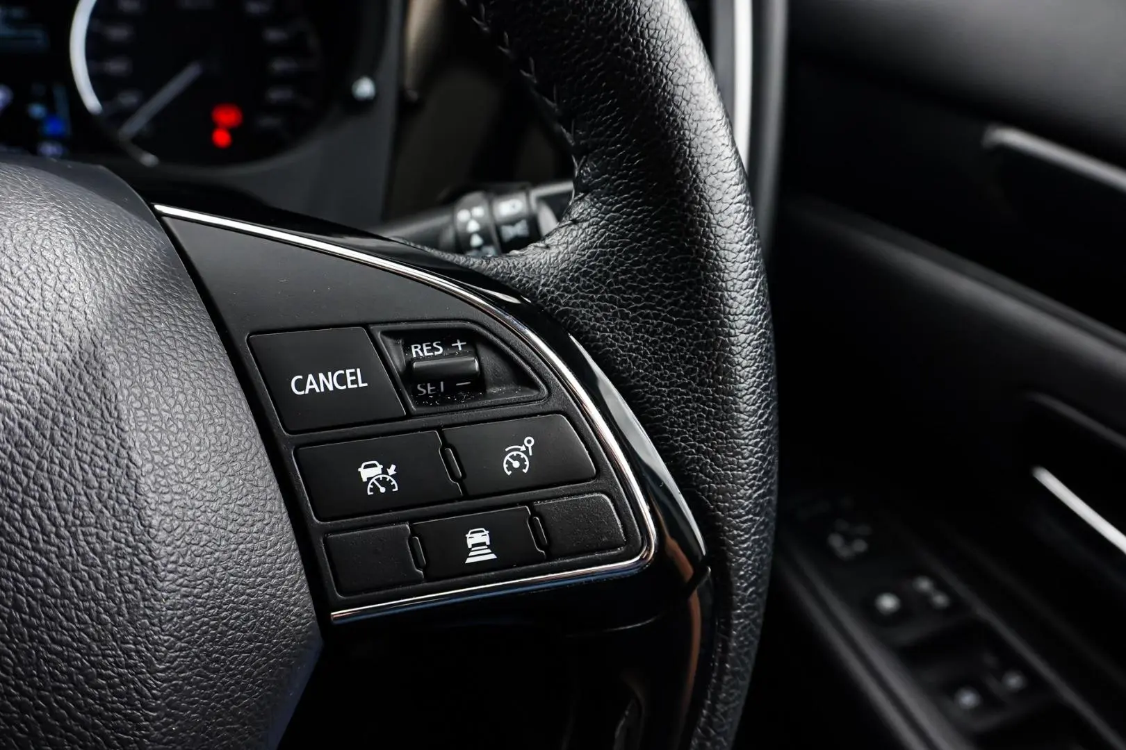 2018 Mitsubishi Outlander Gallery Image 21