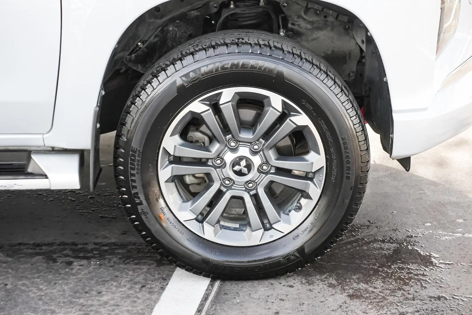 2019 Mitsubishi Triton Gallery Image 11