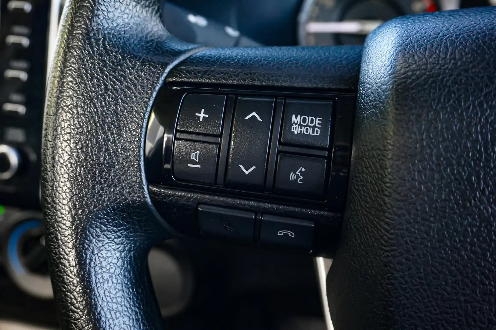 2022 Toyota Hilux Gallery Image 16