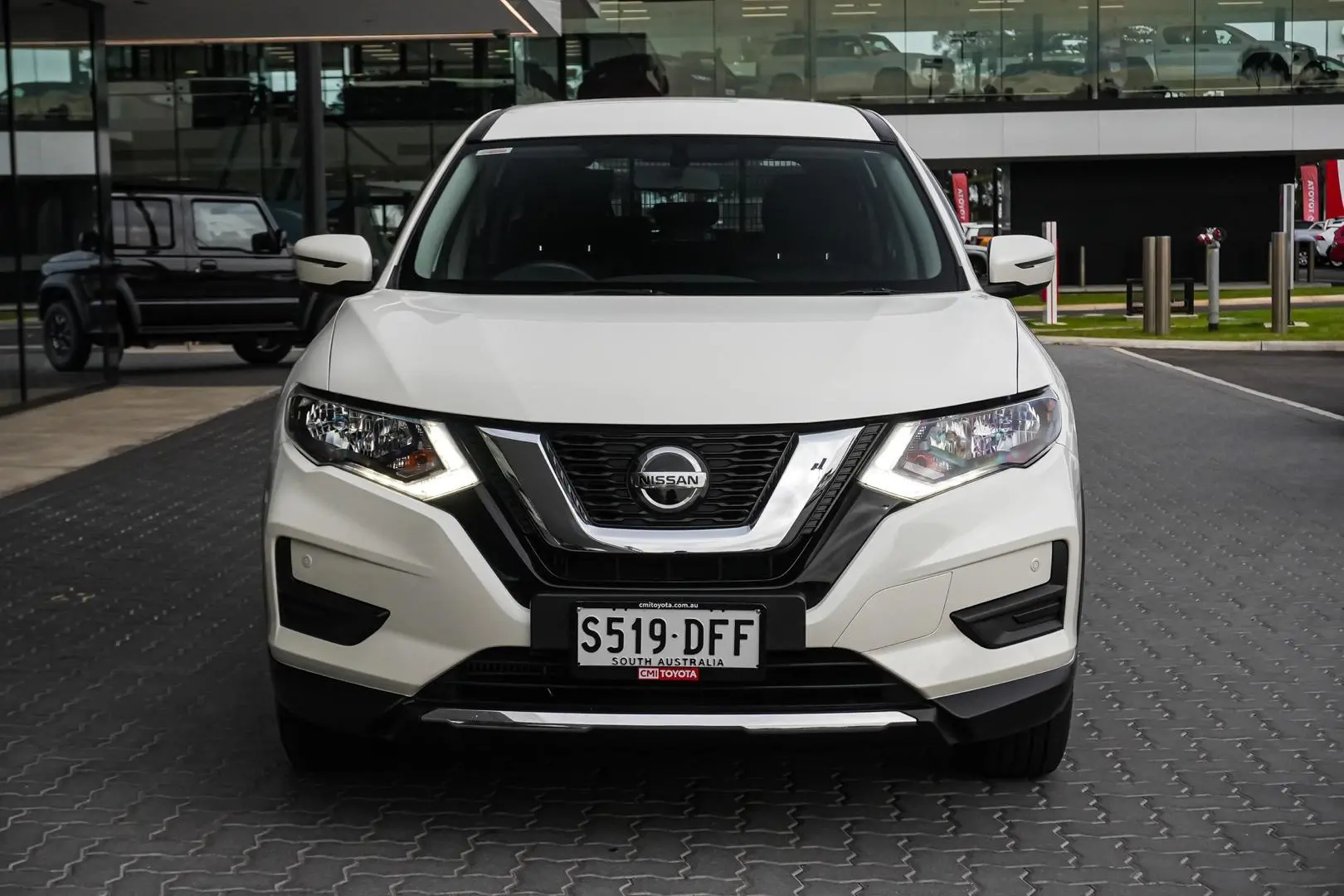 2021 Nissan X-TRAIL Gallery Image 5
