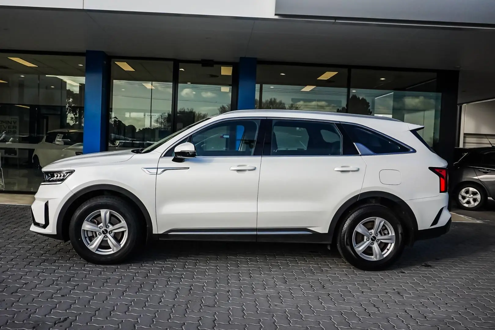 2023 Kia Sorento Gallery Image 4