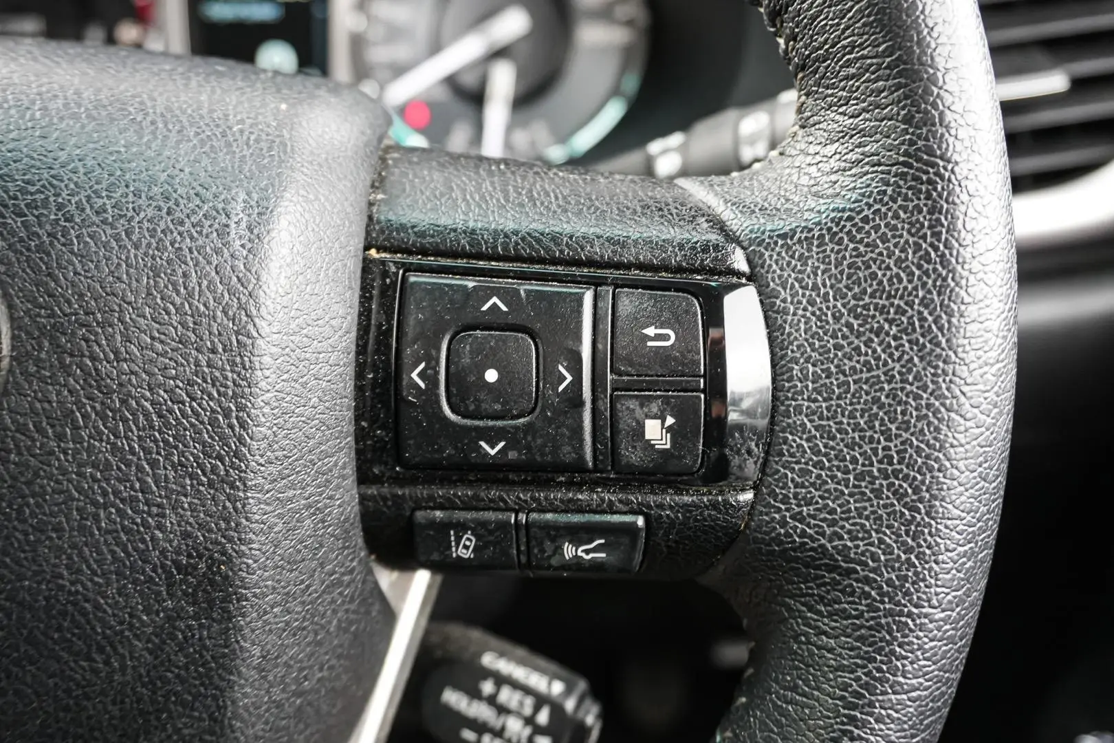 2022 Toyota Hilux Gallery Image 20