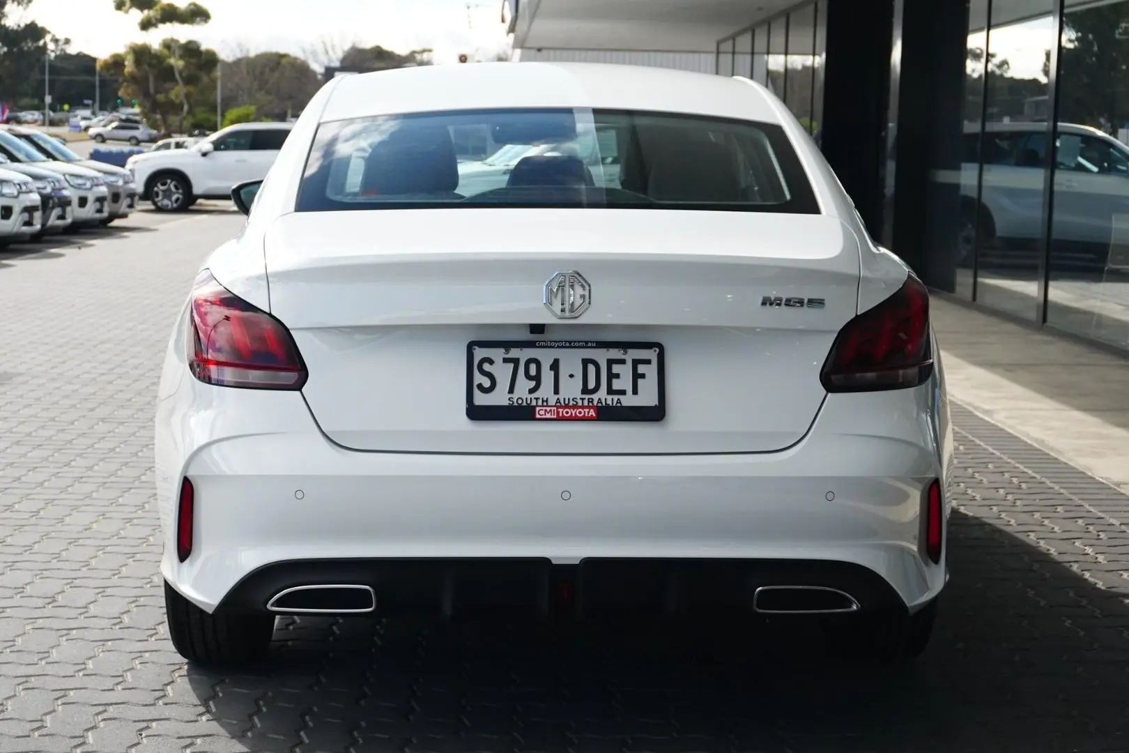 2024 MG MG5 Gallery Image 6