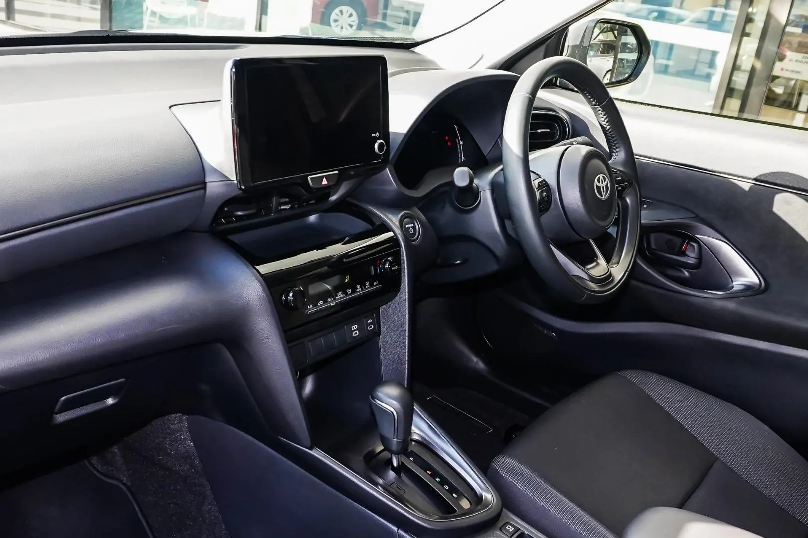 2024 Toyota Yaris Cross Gallery Image 10