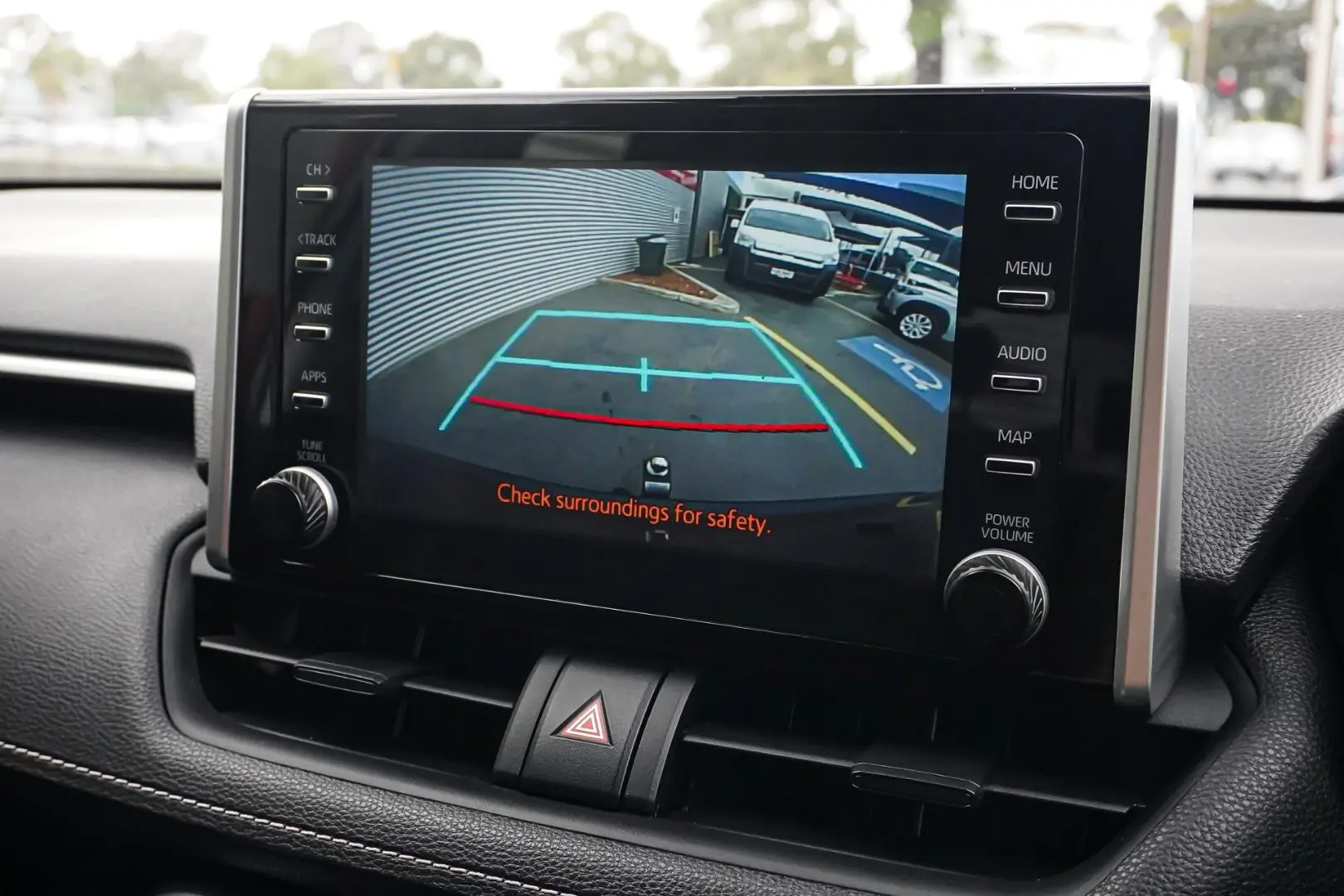 2022 Toyota RAV4 Gallery Image 25