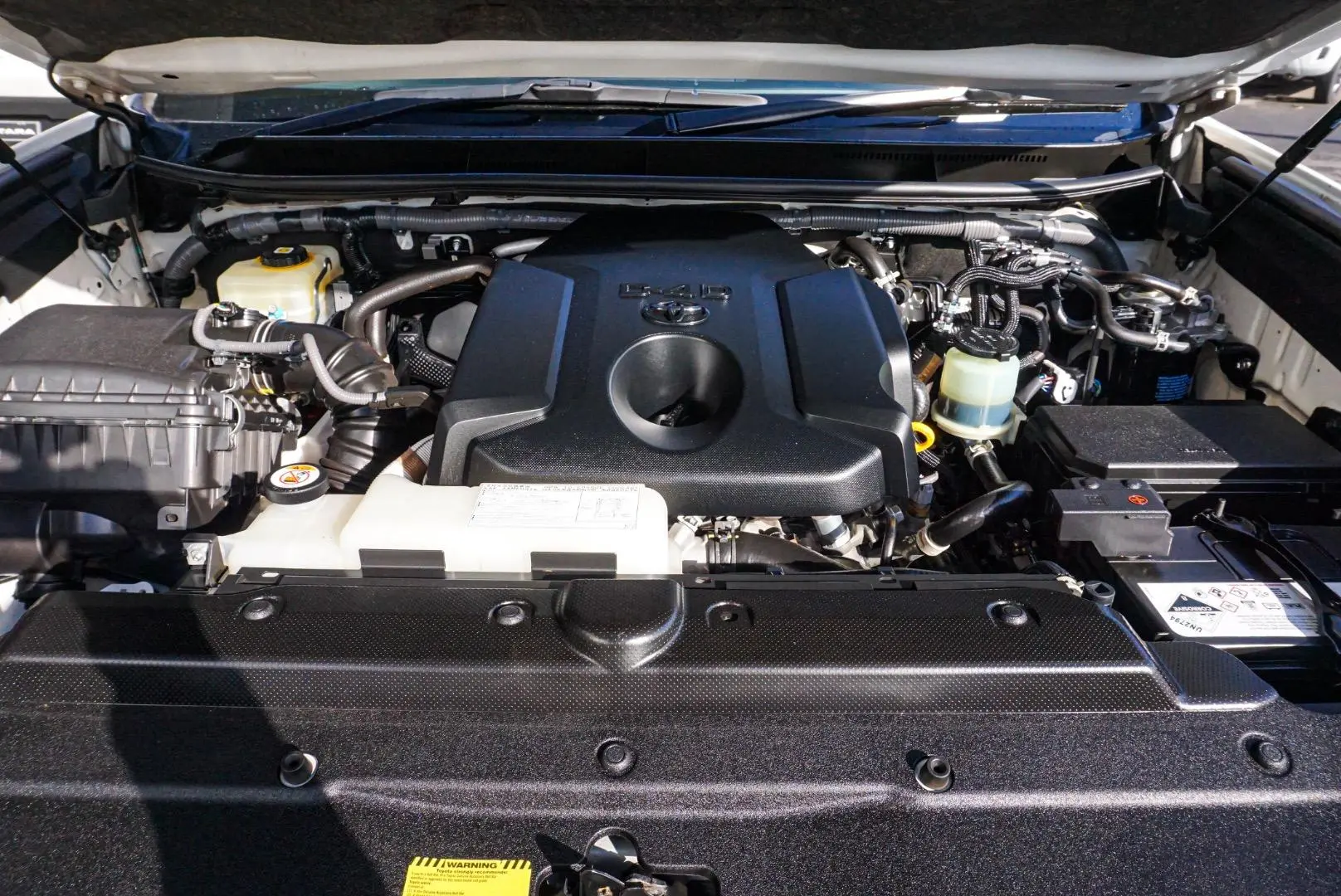 2021 Toyota Landcruiser Prado Gallery Image 23