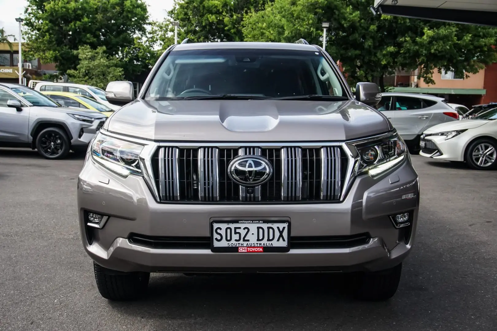 2022 Toyota Landcruiser Prado Gallery Image 4