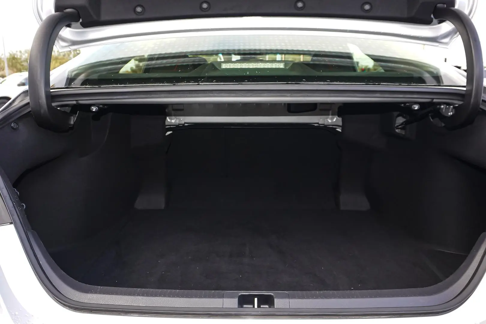 2024 Toyota Camry Gallery Image 9