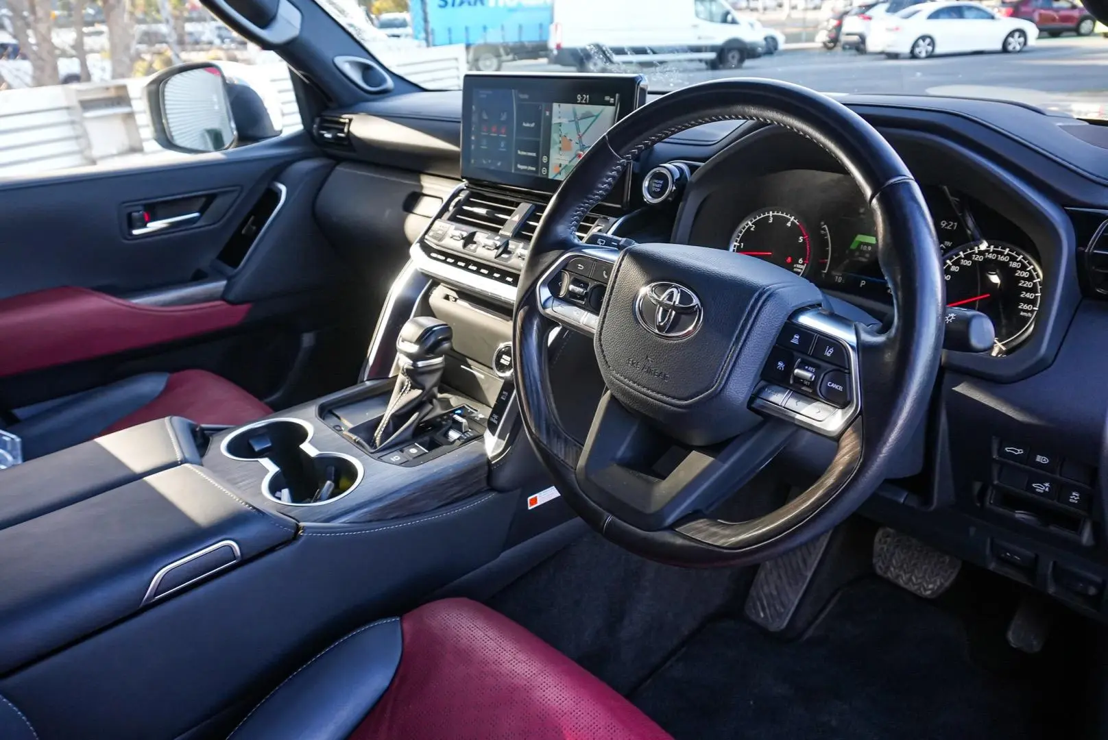 2022 Toyota Landcruiser Gallery Image 7