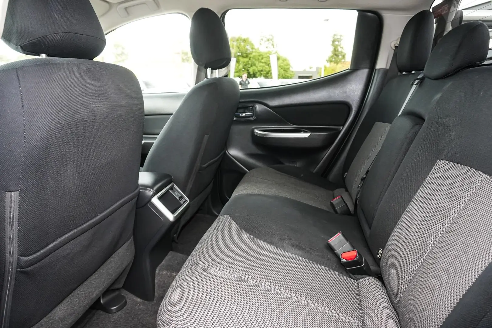 2019 Mitsubishi Triton Gallery Image 8
