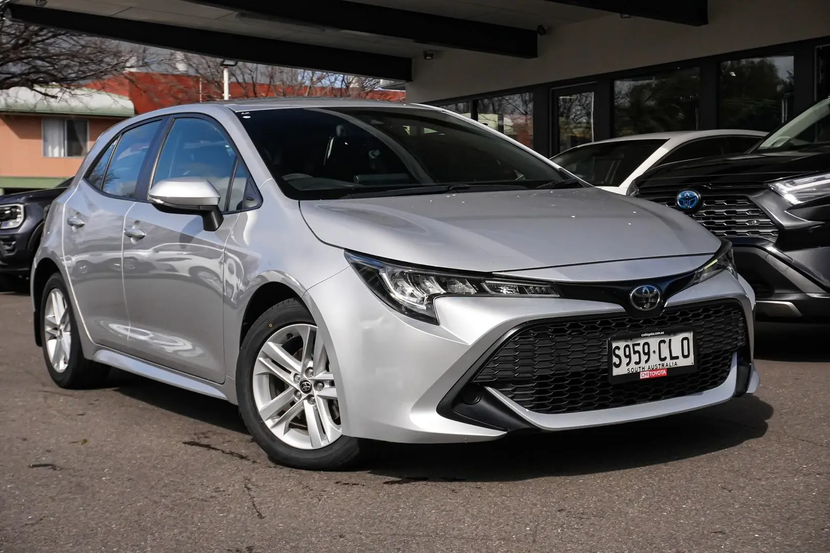 2021 Toyota Corolla Gallery Image 2