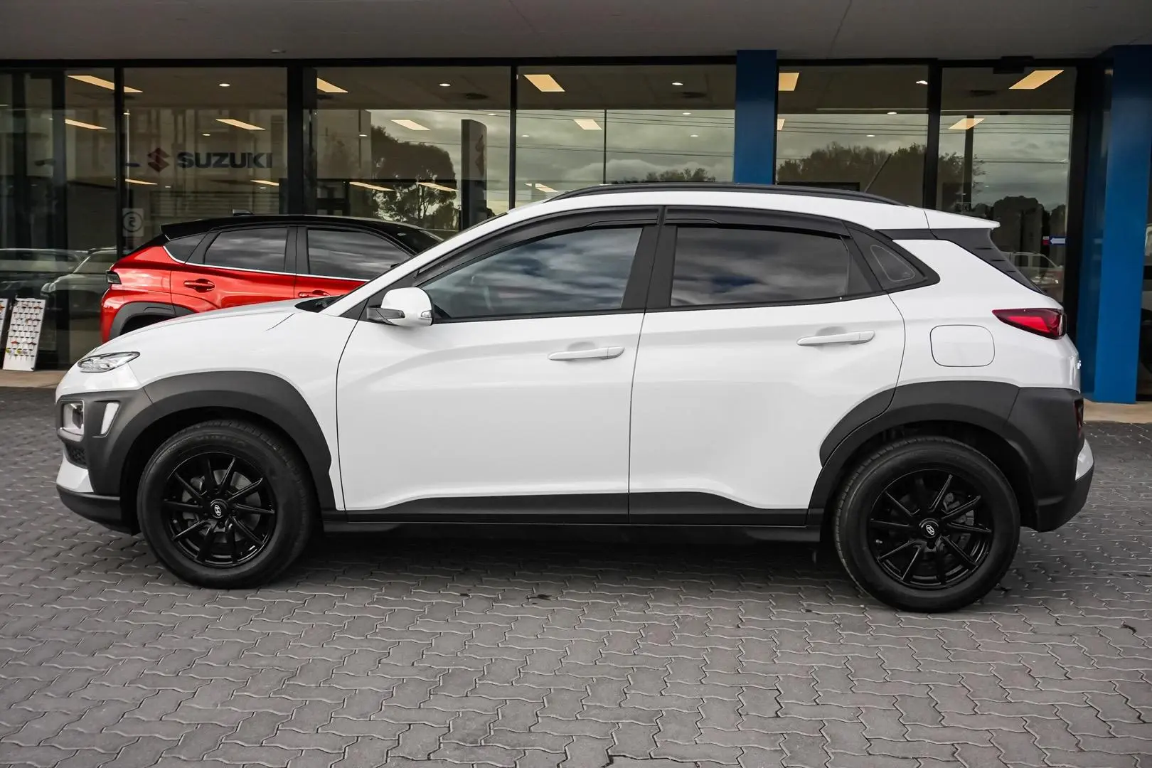 2019 Hyundai Kona Gallery Image 4