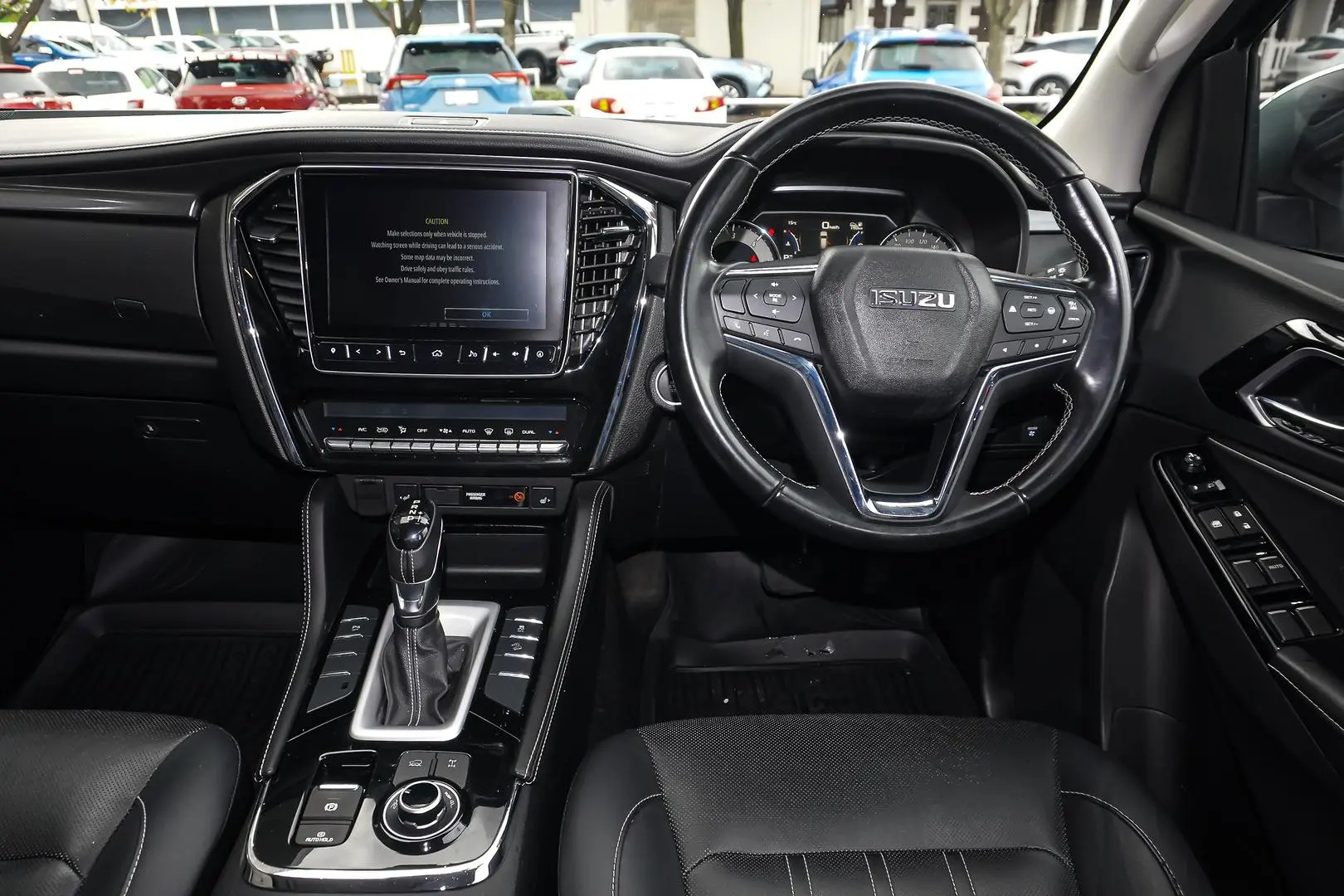 2022 Isuzu MU-X Gallery Image 9