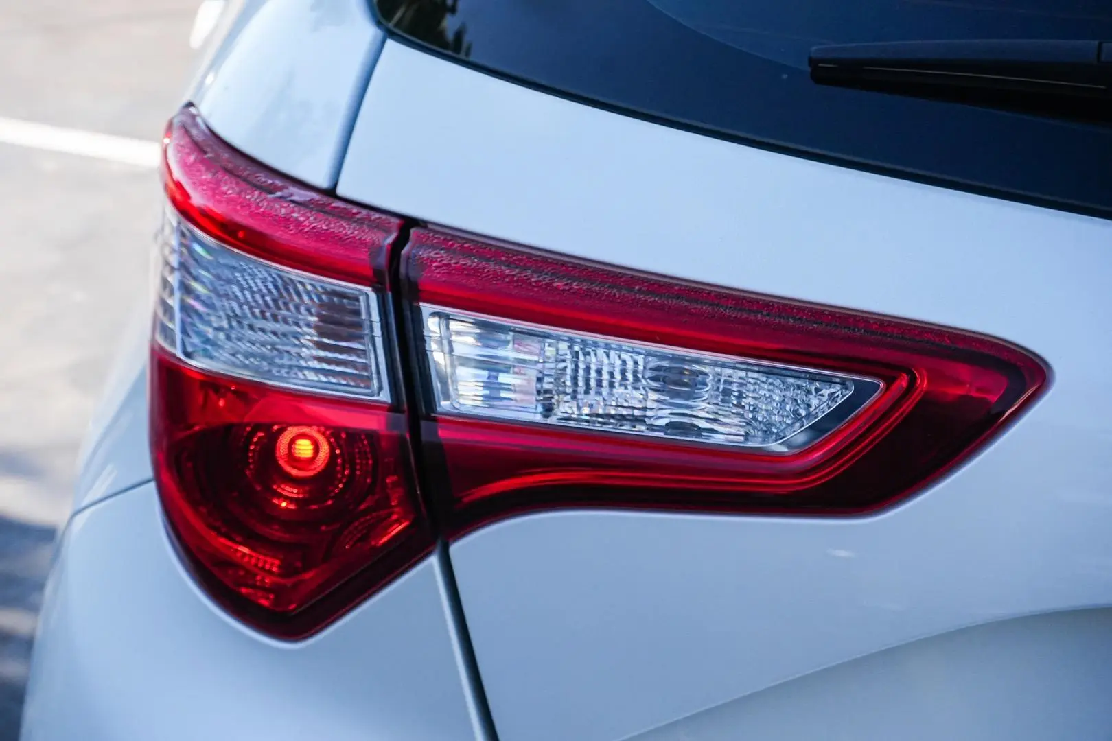 2018 Toyota Yaris Gallery Image 7