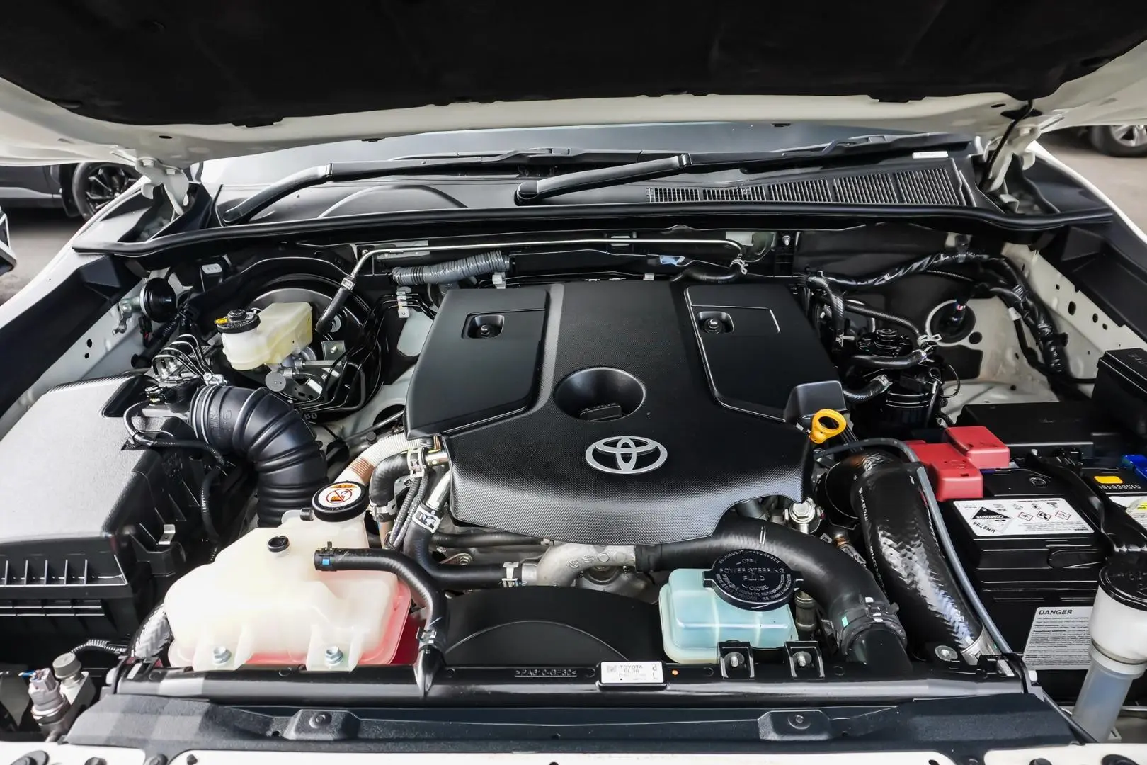 2023 Toyota Hilux Gallery Image 22