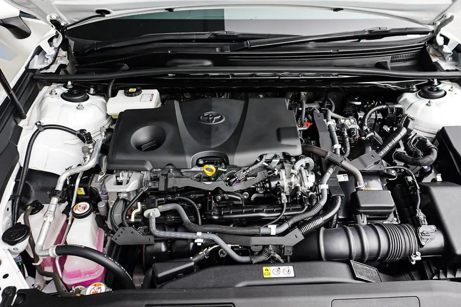 2021 Toyota Camry Gallery Image 24