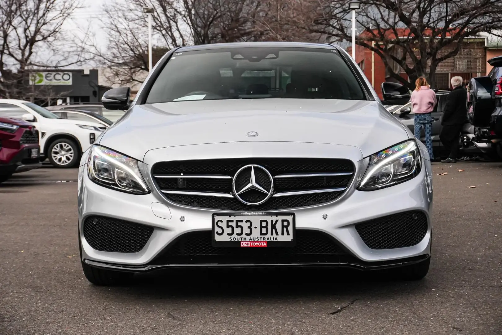 2016 Mercedes-Benz C-Class Gallery Image 4