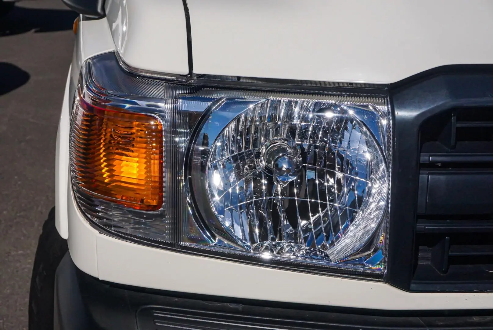 2021 Toyota Landcruiser Gallery Image 11