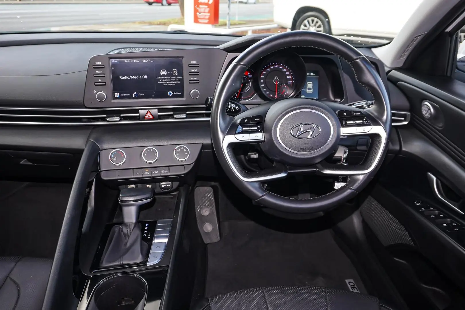 2022 Hyundai i30 Gallery Image 9