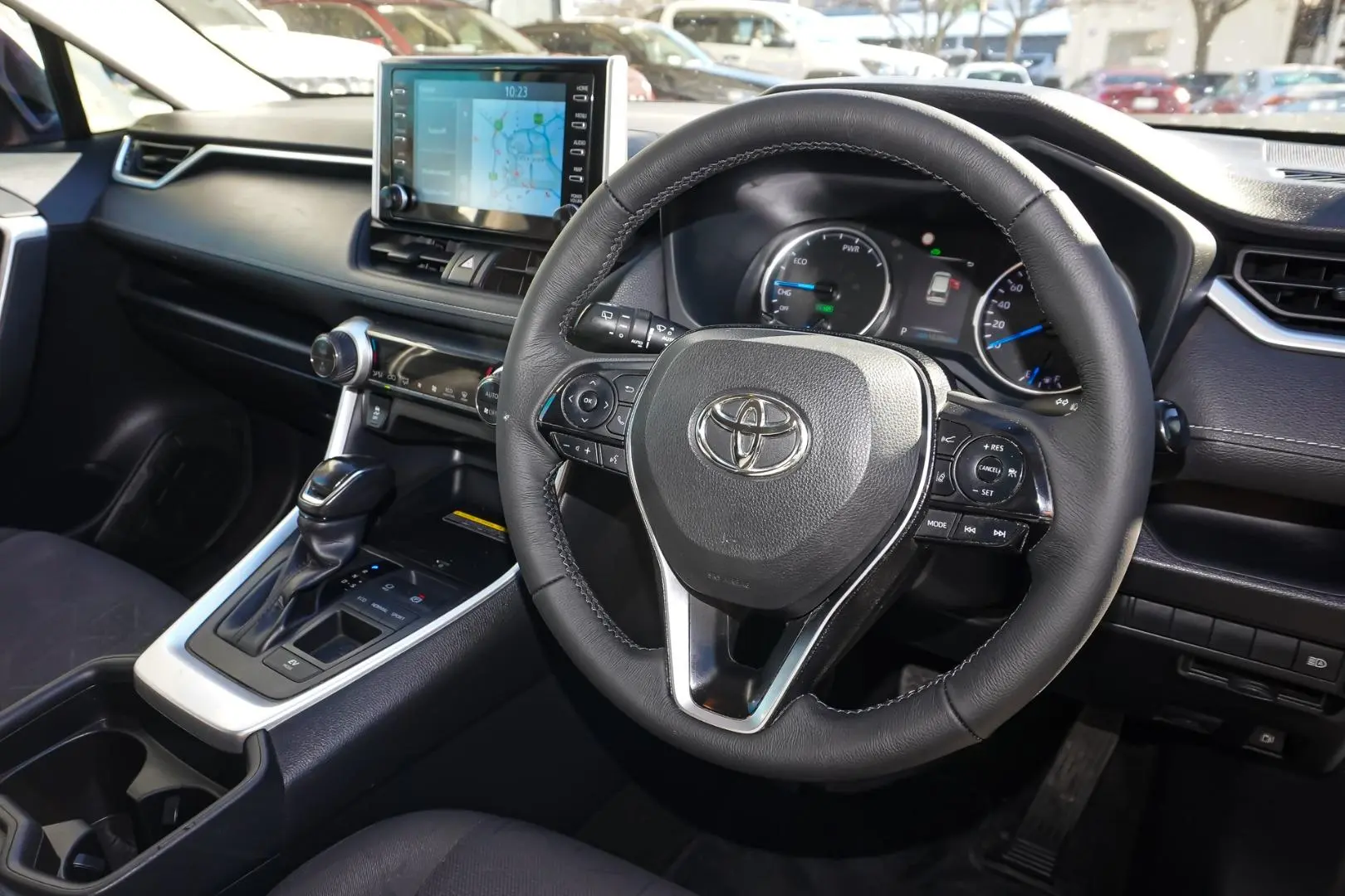 2020 Toyota RAV4 Gallery Image 6