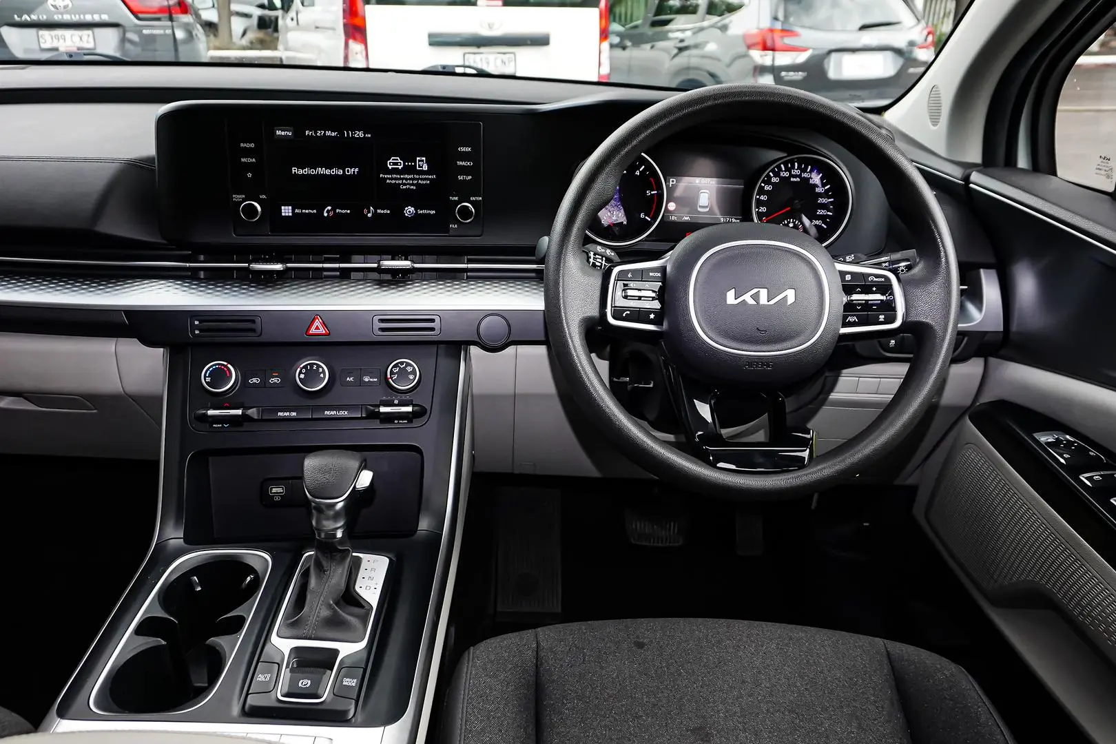2022 Kia Carnival Gallery Image 9