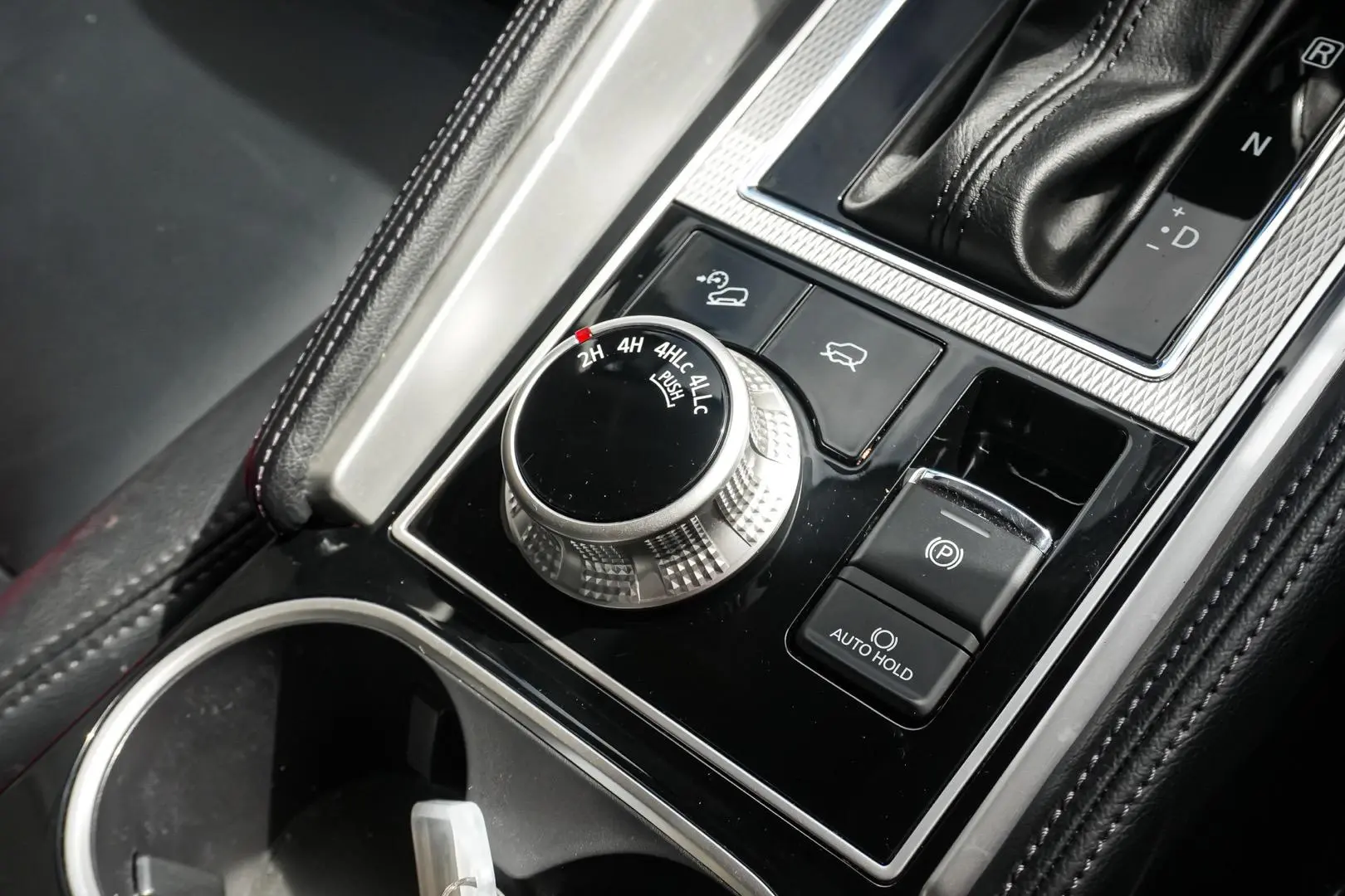 2023 Mitsubishi Pajero Sport Gallery Image 22