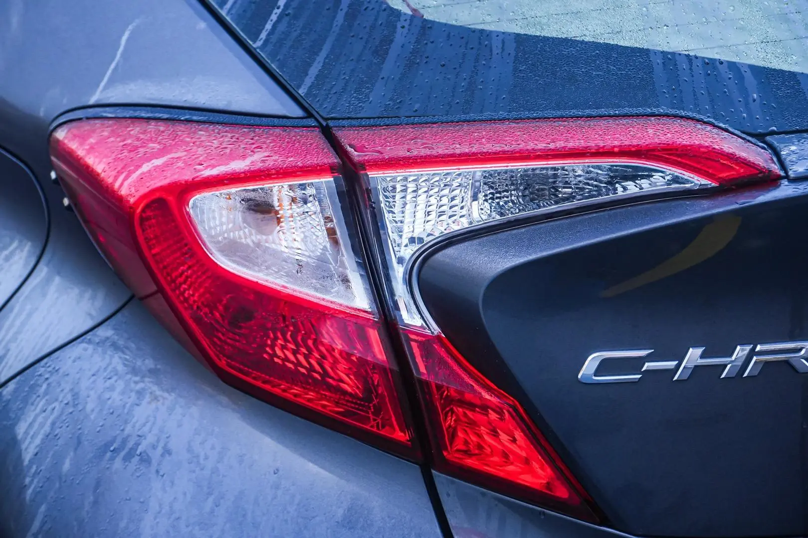 2023 Toyota C-HR Gallery Image 13