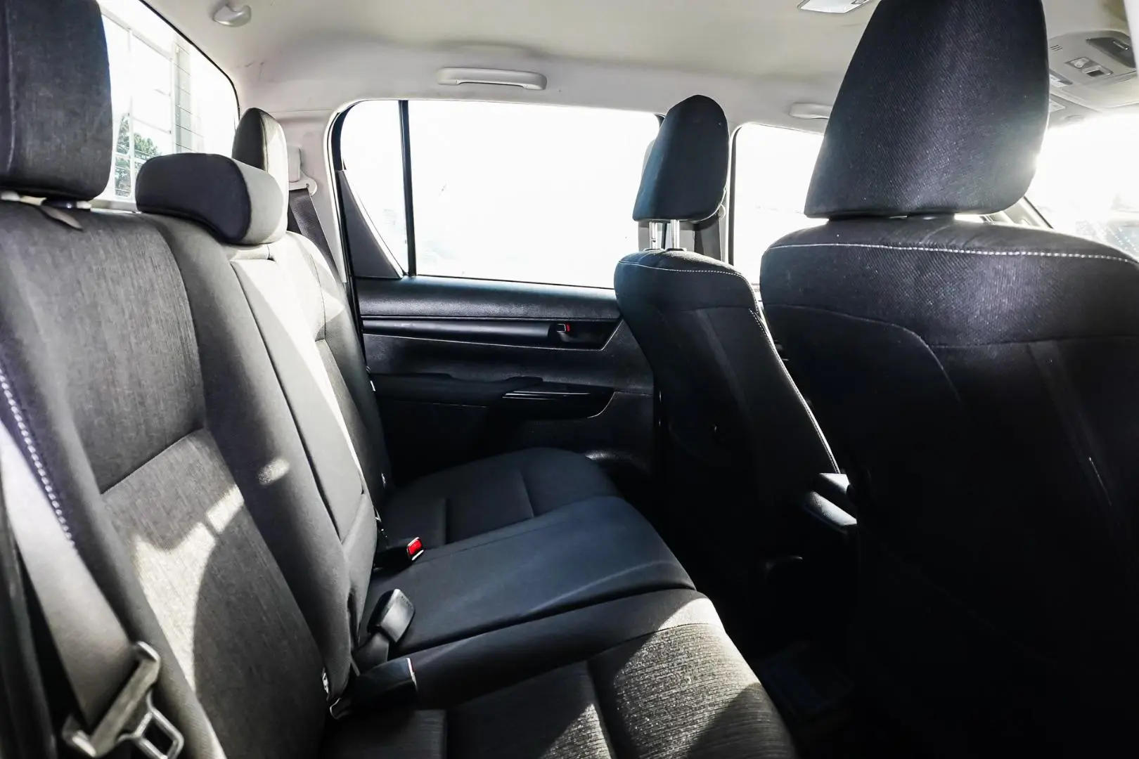 2021 Toyota Hilux Gallery Image 7