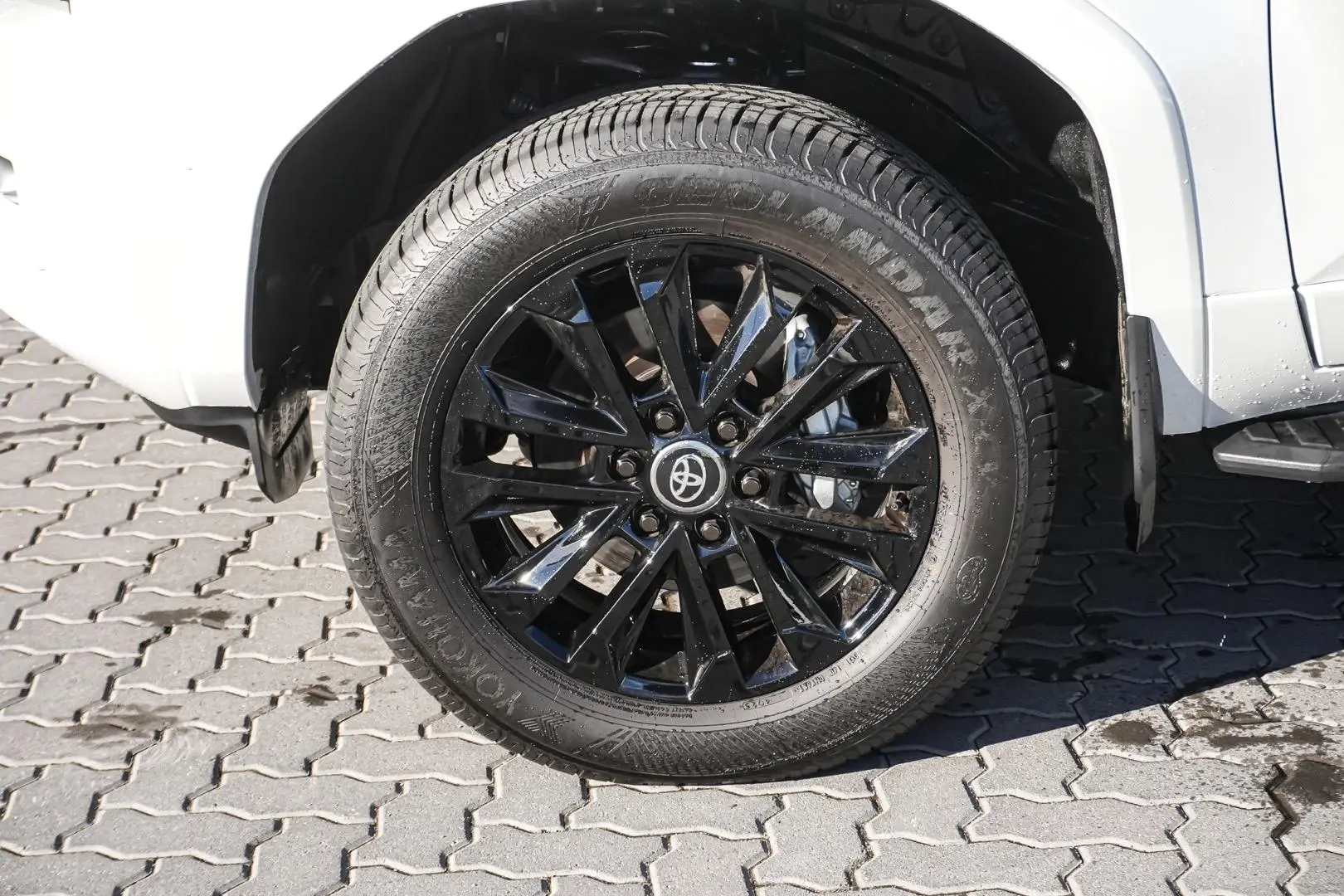 2026 Toyota Landcruiser Prado Gallery Image 13