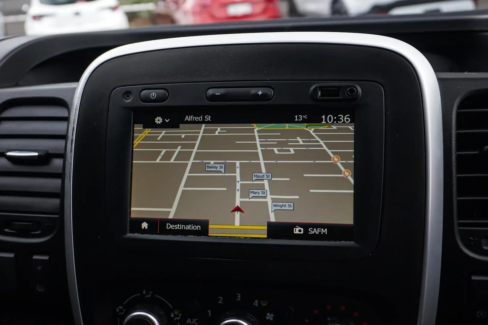 2022 Renault Trafic Gallery Image 24