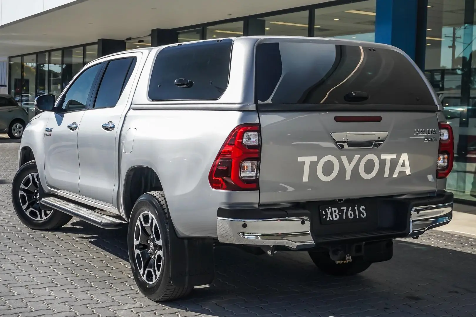 2021 Toyota Hilux Gallery Image 3