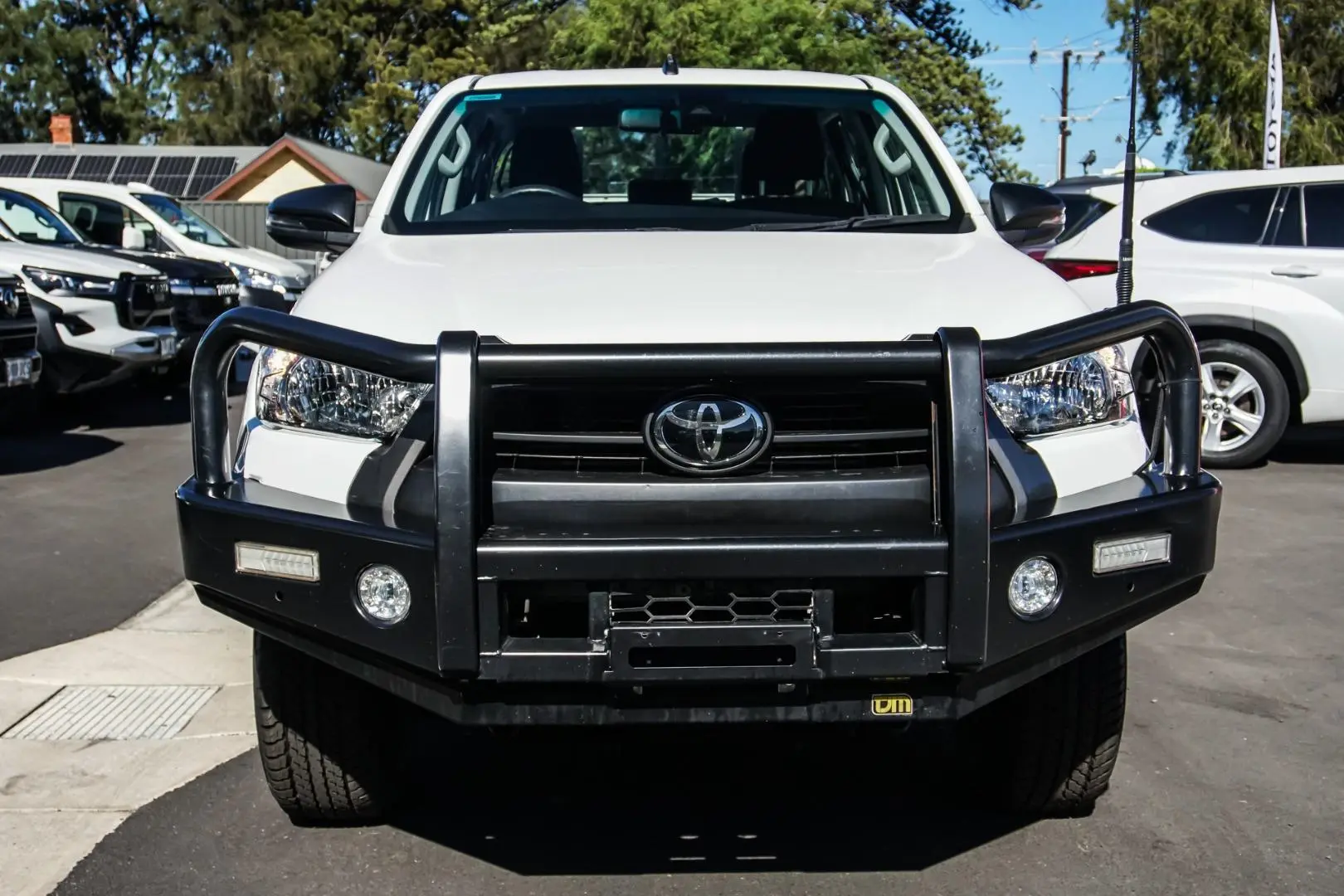 2021 Toyota Hilux Gallery Image 4