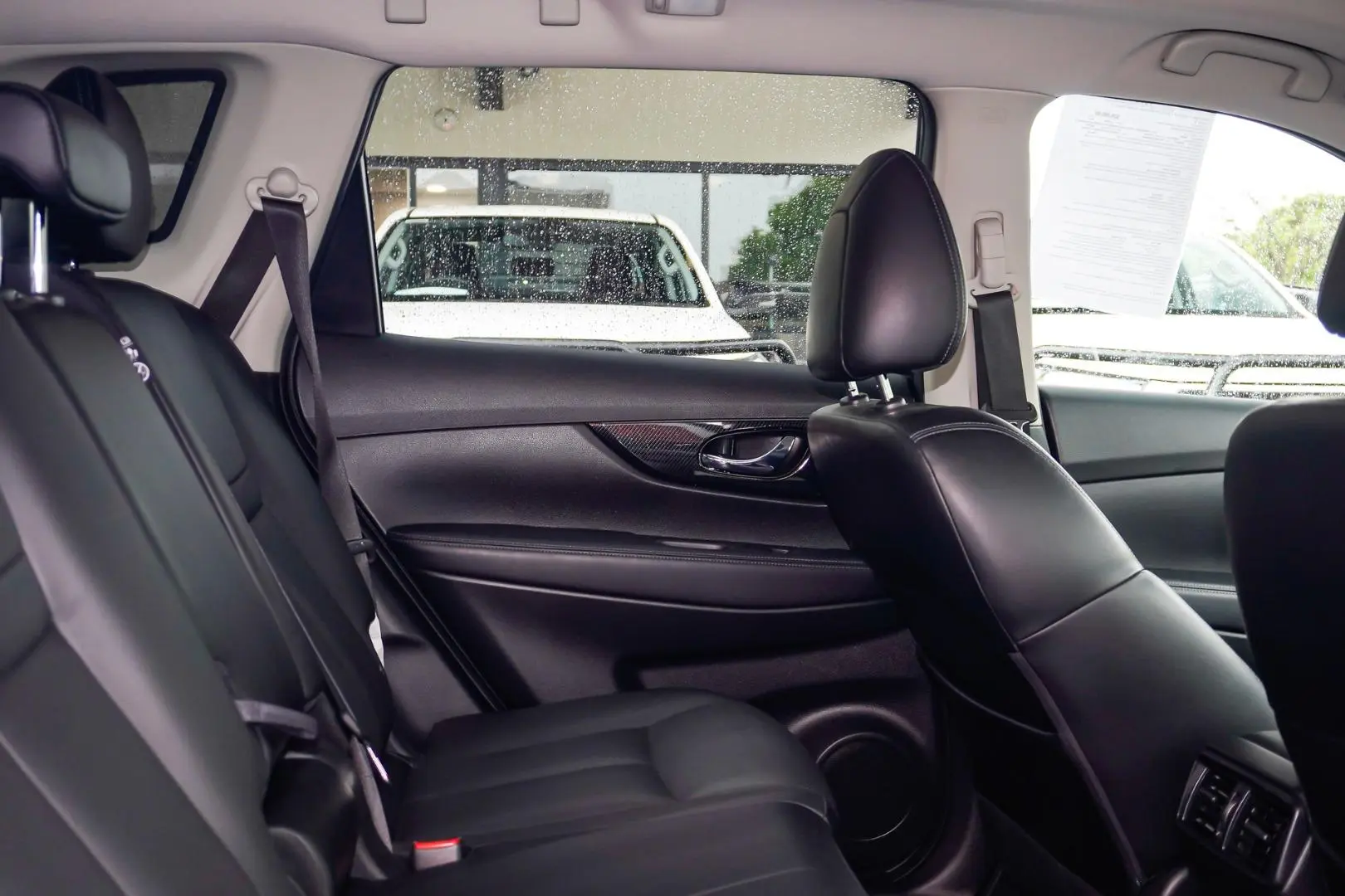 2020 Nissan X-TRAIL Gallery Image 6