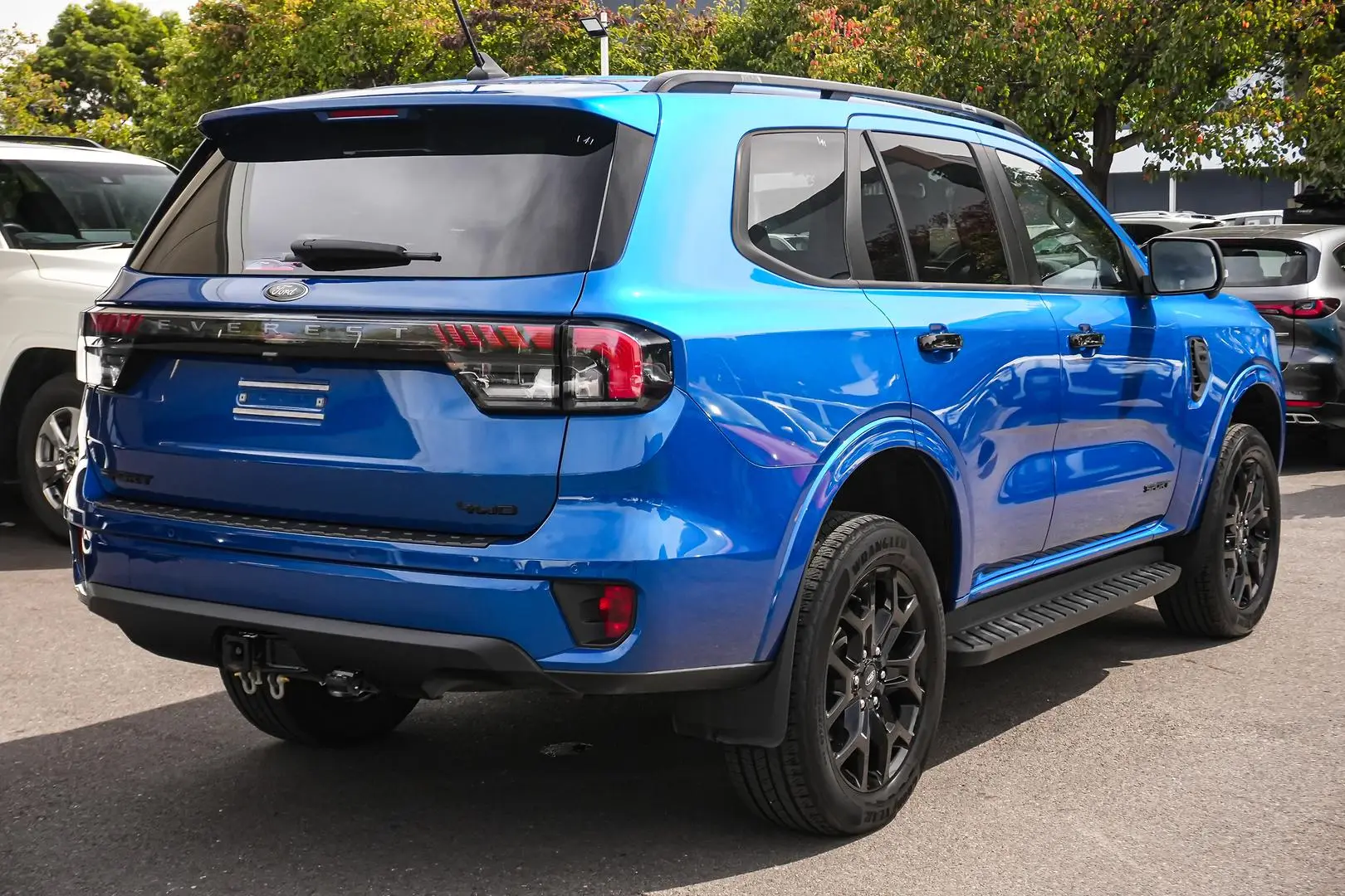 2023 Ford Everest Gallery Image 3