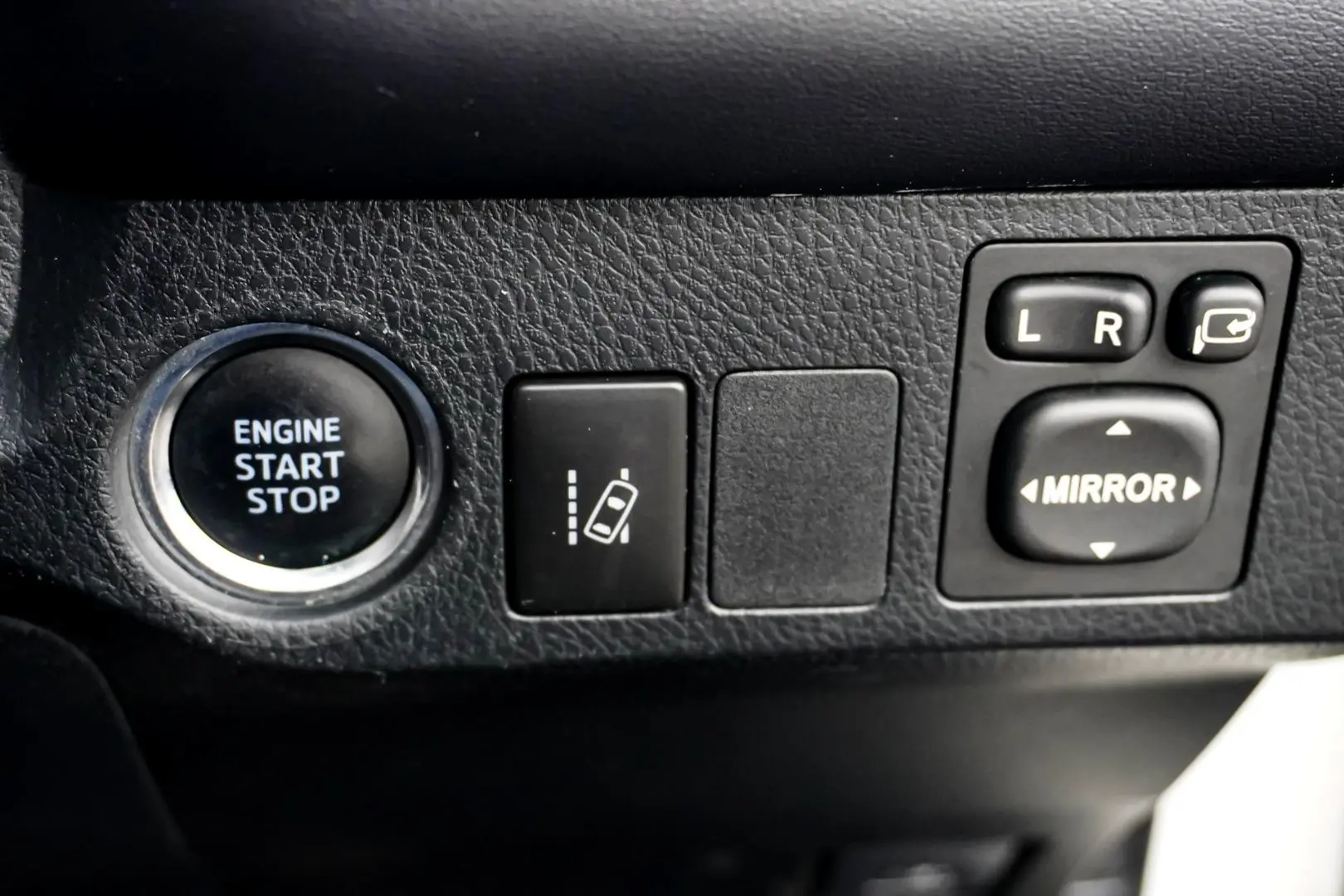 2018 Toyota RAV4 Gallery Image 22