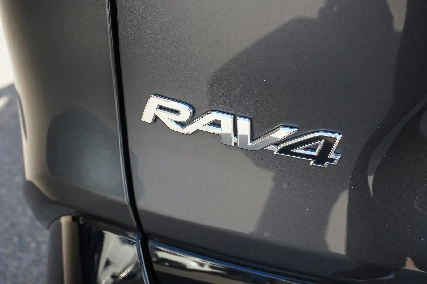 2024 Toyota RAV4 Gallery Image 15