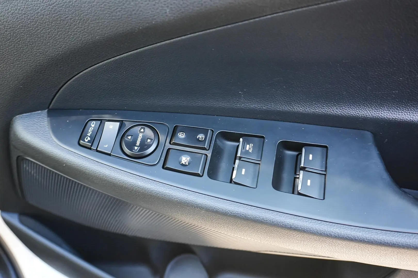 2015 Hyundai Tucson Gallery Image 17