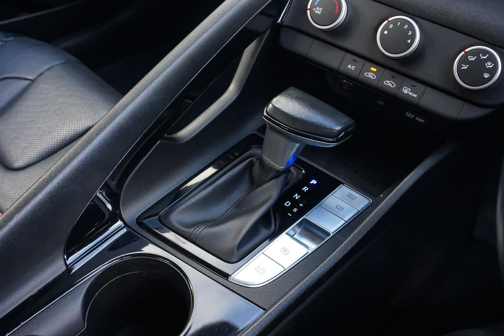 2022 Hyundai i30 Gallery Image 17