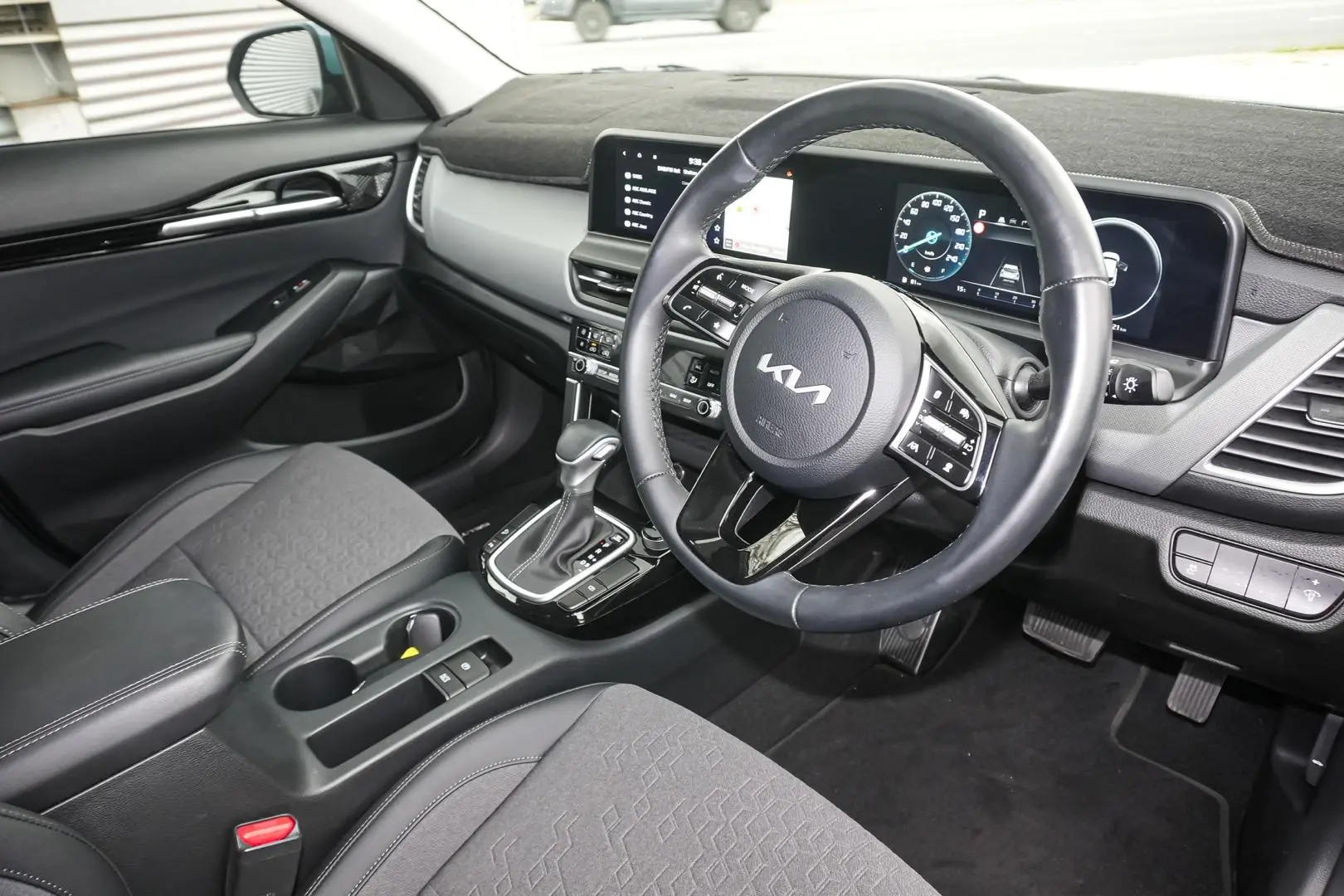 2023 Kia Seltos Gallery Image 7