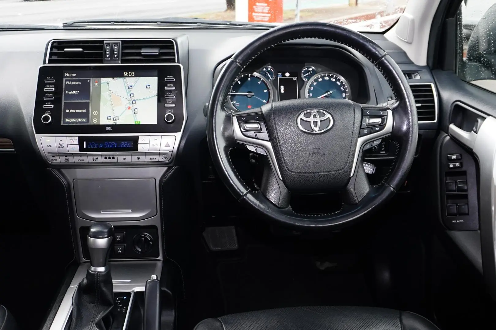 2020 Toyota Landcruiser Prado Gallery Image 8