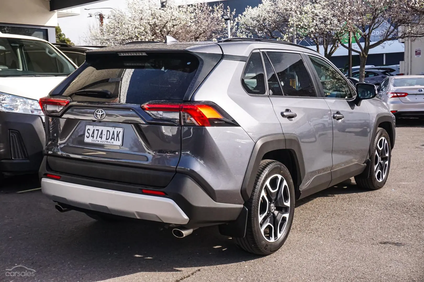 2020 Toyota RAV4 Image 3