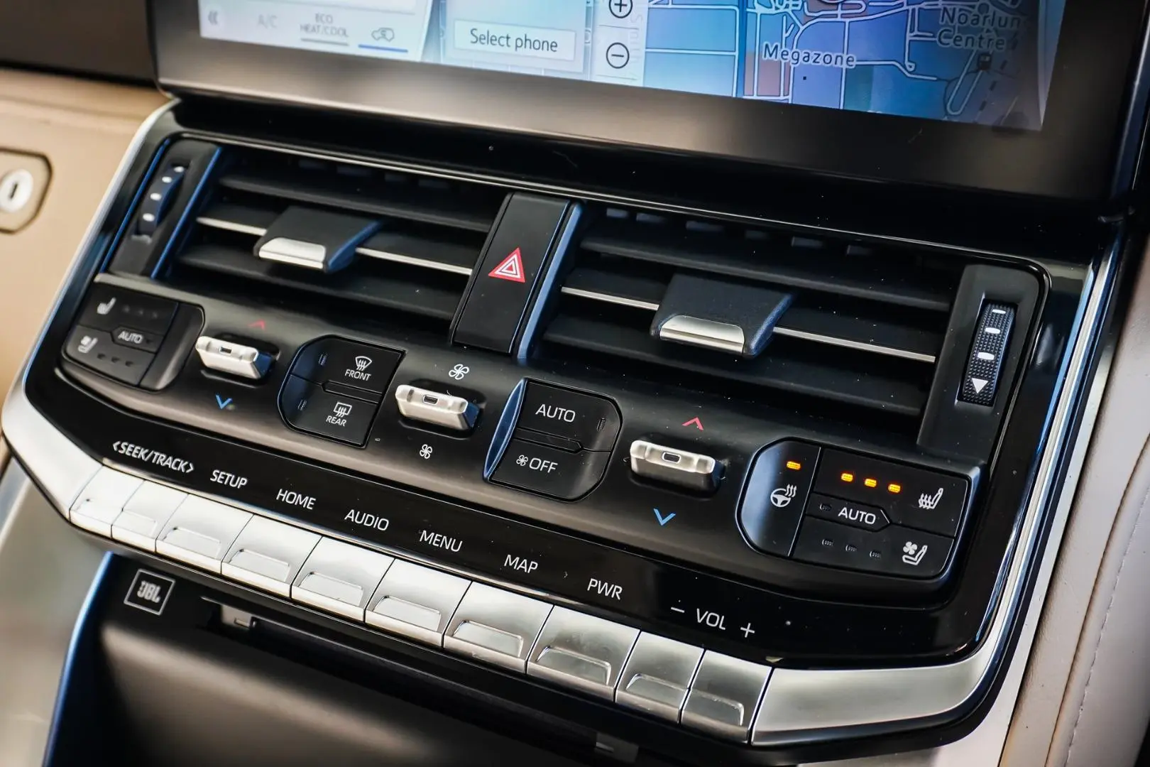 2022 Toyota Landcruiser Gallery Image 27